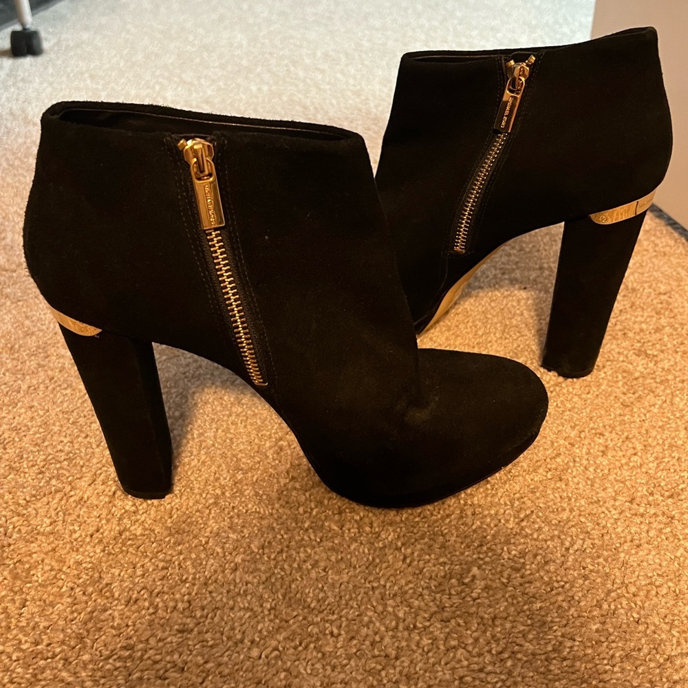 Michael Kors Black Suede Haven Platform Bootie Size 9